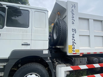 SHACMAN Shacman Tipper Truck F3000 for Sale in Nigeria - Kipper: das Bild 4 SHACMAN Shacman Tipper Truck F3000 for Sale in Nigeria - Kipper: das Bild 4
