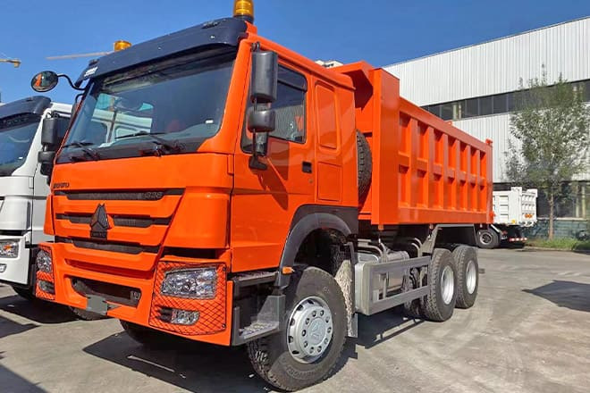 SINOTRUK Sinotruk Howo 336 6X4 Tipper for Sale in Ghana - Kipper: das Bild 1 SINOTRUK Sinotruk Howo 336 6X4 Tipper for Sale in Ghana - Kipper: das Bild 1