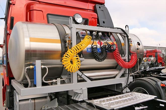 FAW FAW 6X4 Trucks for Sale Prices in Vanuatu - Sattelzugmaschine: das Bild 2 FAW FAW 6X4 Trucks for Sale Prices in Vanuatu - Sattelzugmaschine: das Bild 2