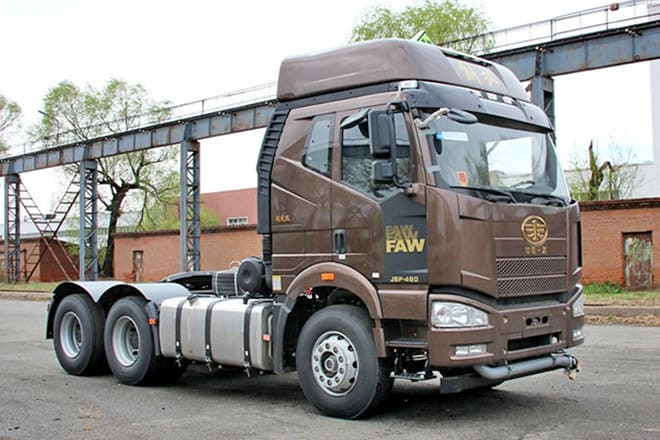 FAW Faw J6P 390 Truck New Model for Sale in Djibouti - Sattelzugmaschine: das Bild 2 FAW Faw J6P 390 Truck New Model for Sale in Djibouti - Sattelzugmaschine: das Bild 2