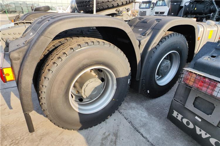 SINOTRUK Sitrak T7H 430HP Truck Head Price for Sale In Zimbabwe Harare - Sattelzugmaschine: das Bild 5 SINOTRUK Sitrak T7H 430HP Truck Head Price for Sale In Zimbabwe Harare - Sattelzugmaschine: das Bild 5