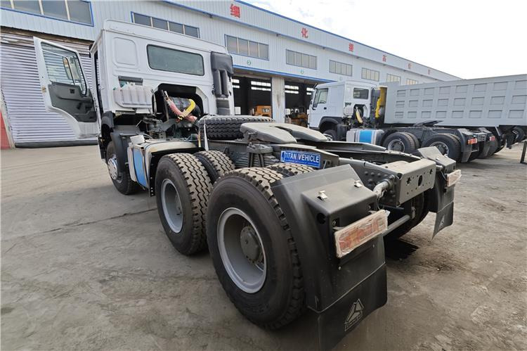 SINOTRUK Used Howo 371 Truck Head for Sale In Nigeria Lagos - Sattelzugmaschine: das Bild 2 SINOTRUK Used Howo 371 Truck Head for Sale In Nigeria Lagos - Sattelzugmaschine: das Bild 2