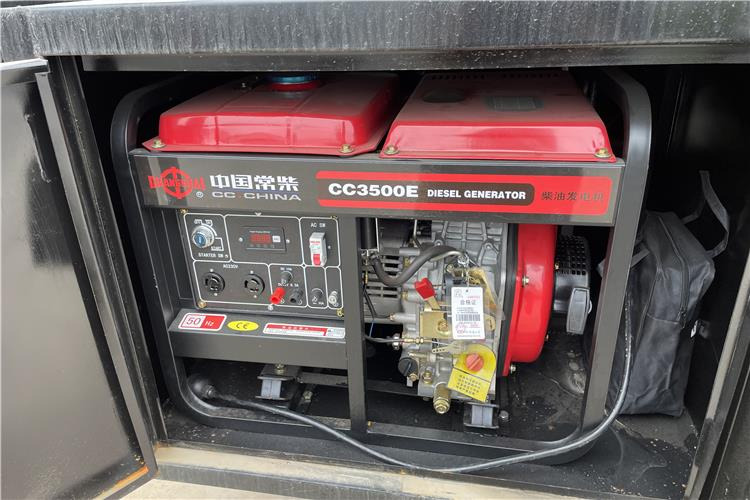 TITAN 3 Axle 38000 Litres Oil Tanker Trailer Price for Sale In Ghana - Tankauflieger: das Bild 4 TITAN 3 Axle 38000 Litres Oil Tanker Trailer Price for Sale In Ghana - Tankauflieger: das Bild 4