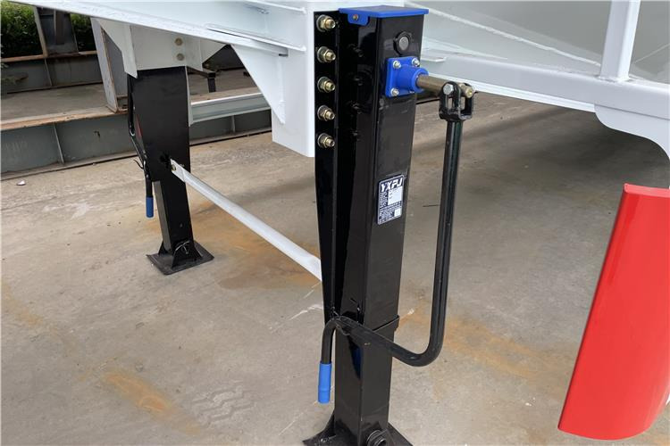 TITAN 4 Axle Bulker Cement Tanker Trailer for Sale In Zambia - Tankauflieger: das Bild 4 TITAN 4 Axle Bulker Cement Tanker Trailer for Sale In Zambia - Tankauflieger: das Bild 4