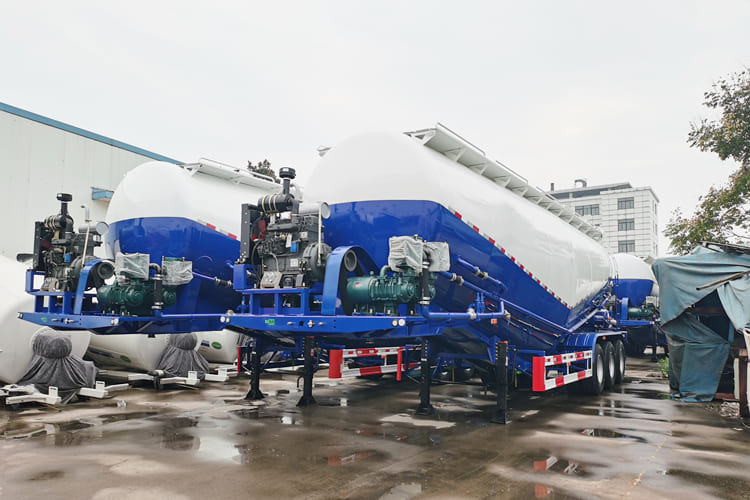 TITAN Cement Bulker Trailer for Sale in Jamaica - Siloauflieger: das Bild 4 TITAN Cement Bulker Trailer for Sale in Jamaica - Siloauflieger: das Bild 4