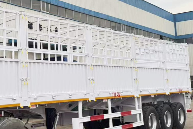 TITAN Livestock Fence Semi Trailer for Sale in Malawi - Tiertransporter Auflieger: das Bild 3 TITAN Livestock Fence Semi Trailer for Sale in Malawi - Tiertransporter Auflieger: das Bild 3