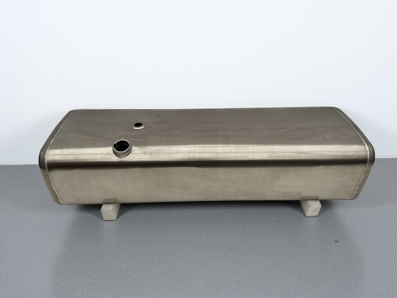 IVECO - Kraftstofftank: das Bild 1 IVECO - Kraftstofftank: das Bild 1