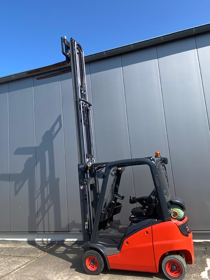 Linde Linde H 16 T - 2.575 h - Seitenschieber - - Treibgasstapler: das Bild 5 Linde Linde H 16 T - 2.575 h - Seitenschieber - - Treibgasstapler: das Bild 5