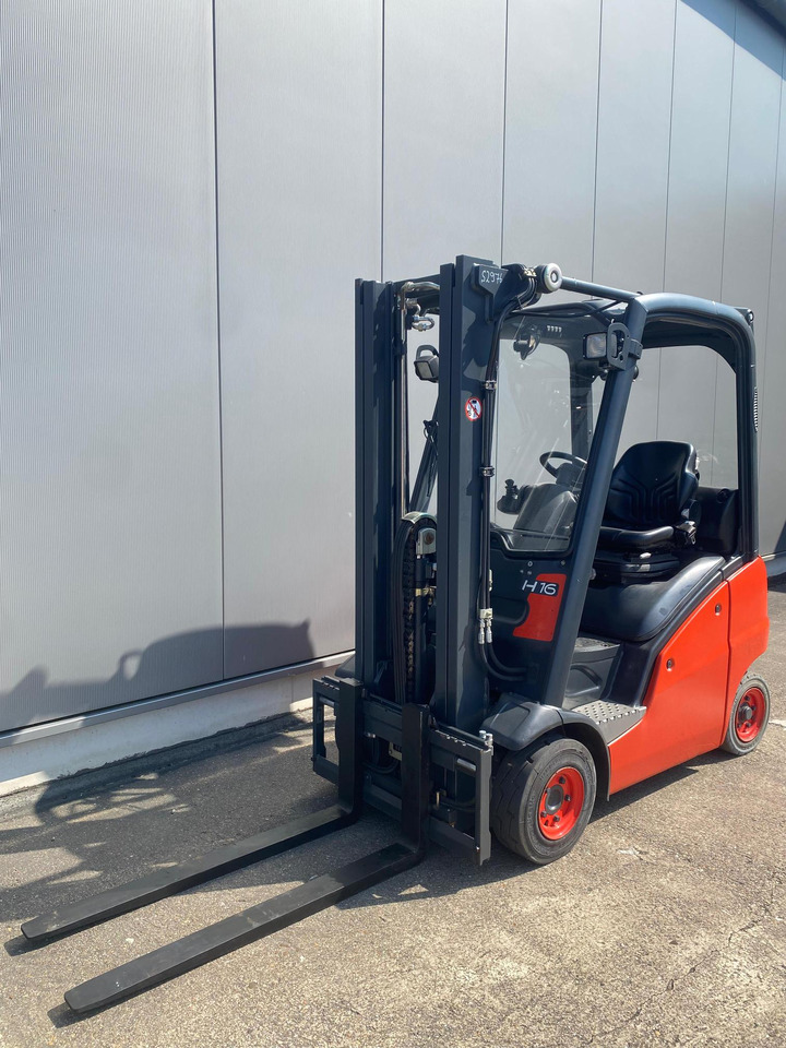 Linde Linde H 16 T - 2.575 h - Seitenschieber - - Treibgasstapler: das Bild 1 Linde Linde H 16 T - 2.575 h - Seitenschieber - - Treibgasstapler: das Bild 1
