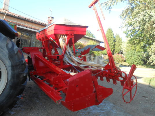 Kverneland DAS + Kverneland herse rotative - Säkombination: das Bild 4 Kverneland DAS + Kverneland herse rotative - Säkombination: das Bild 4