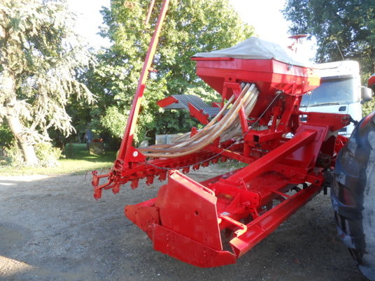 Kverneland DAS + Kverneland herse rotative - Säkombination: das Bild 3 Kverneland DAS + Kverneland herse rotative - Säkombination: das Bild 3