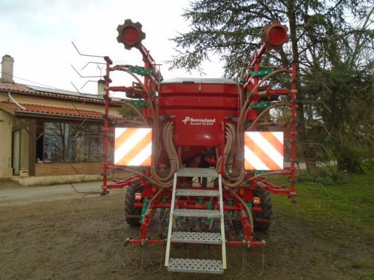 Kverneland TS EVO 6000 - Säkombination: das Bild 5 Kverneland TS EVO 6000 - Säkombination: das Bild 5