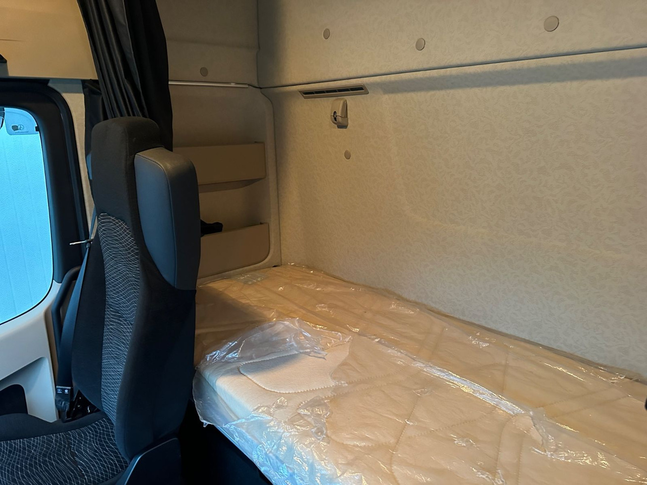 Mercedes-Benz Actros 2545 2T LBW - Containerwagen/ Wechselfahrgestell LKW: das Bild 5 Mercedes-Benz Actros 2545 2T LBW - Containerwagen/ Wechselfahrgestell LKW: das Bild 5