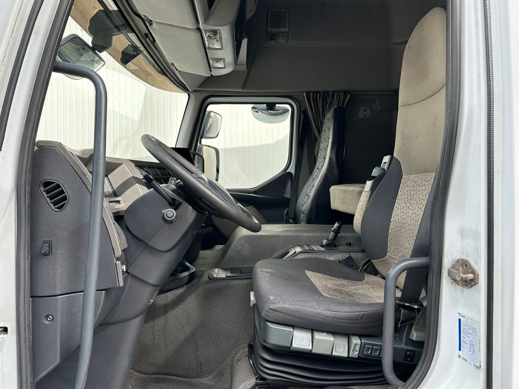 Renault Premium 380.18 EEV Supra/LBW Renault Premium 380.18 EEV Supra/LBW - Kühlkoffer LKW: das Bild 5 Renault Premium 380.18 EEV Supra/LBW Renault Premium 380.18 EEV Supra/LBW - Kühlkoffer LKW: das Bild 5