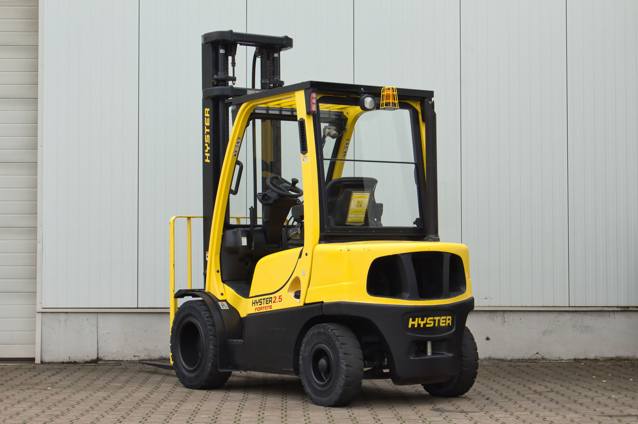 HYSTER Hyster H2.5FT - nur 1370h - Bj. 2013 - mit Beleuchtung - Dieselstapler: das Bild 4 HYSTER Hyster H2.5FT - nur 1370h - Bj. 2013 - mit Beleuchtung - Dieselstapler: das Bild 4