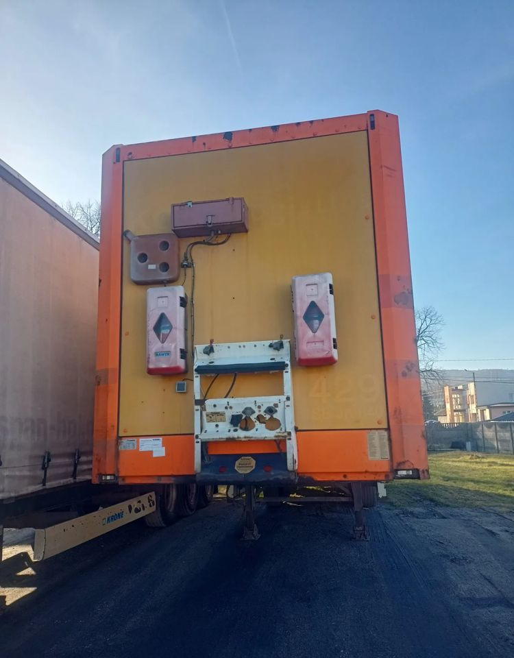 Krone SDK 27 - Isotherm Auflieger: das Bild 1 Krone SDK 27 - Isotherm Auflieger: das Bild 1