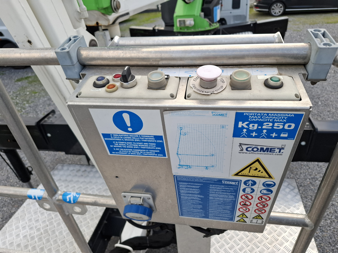 LKW mit Arbeitsbühne IVECO Eurocargo ML120EL18  Comet 31-17 HQ: das Bild 46