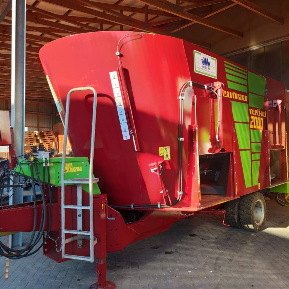 Futtermischwagen BvL Futtermischwagen: das Bild 8 Futtermischwagen BvL Futtermischwagen: das Bild 8