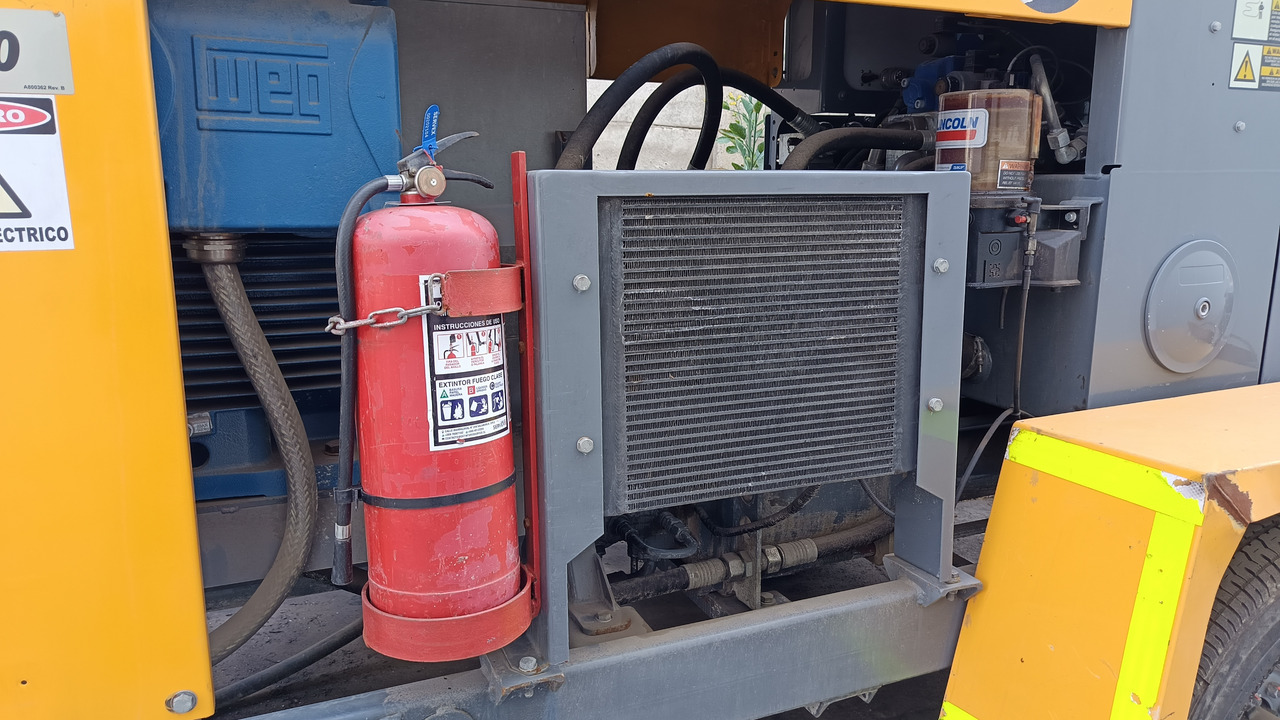 PUTZMEISTER TK40 - Stationäre Betonpumpe: das Bild 2 PUTZMEISTER TK40 - Stationäre Betonpumpe: das Bild 2