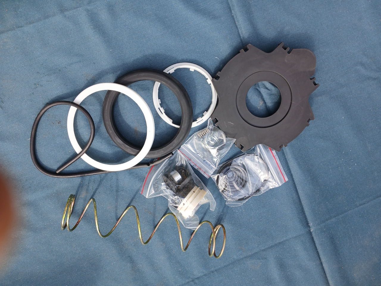 Repkit clutchservo DT 394102 for MAN - Kupplungsservo: das Bild 1 Repkit clutchservo DT 394102 for MAN - Kupplungsservo: das Bild 1