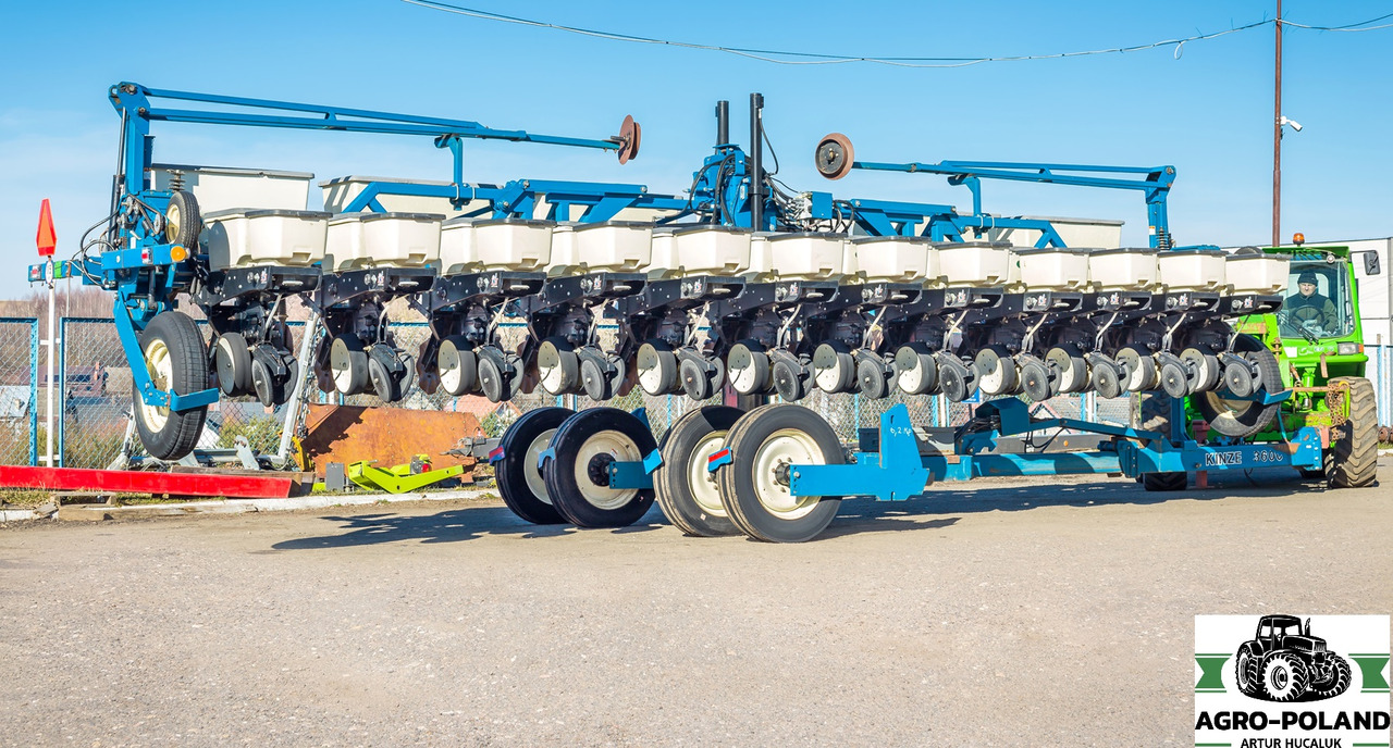 KINZE 3600 - 2006 ROK - 12 RZĘDOWY + ZBIORNIK NA NAWÓZ I MIKROELEMENTY - Einzelkornsämaschine: das Bild 3 KINZE 3600 - 2006 ROK - 12 RZĘDOWY + ZBIORNIK NA NAWÓZ I MIKROELEMENTY - Einzelkornsämaschine: das Bild 3