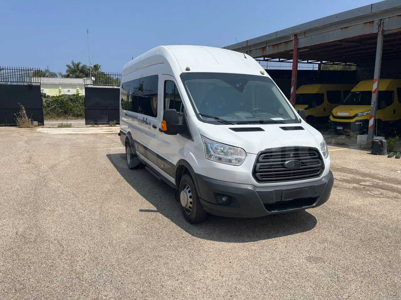 Ford Transit - Kleinbus, Personentransporter: das Bild 1 Ford Transit - Kleinbus, Personentransporter: das Bild 1