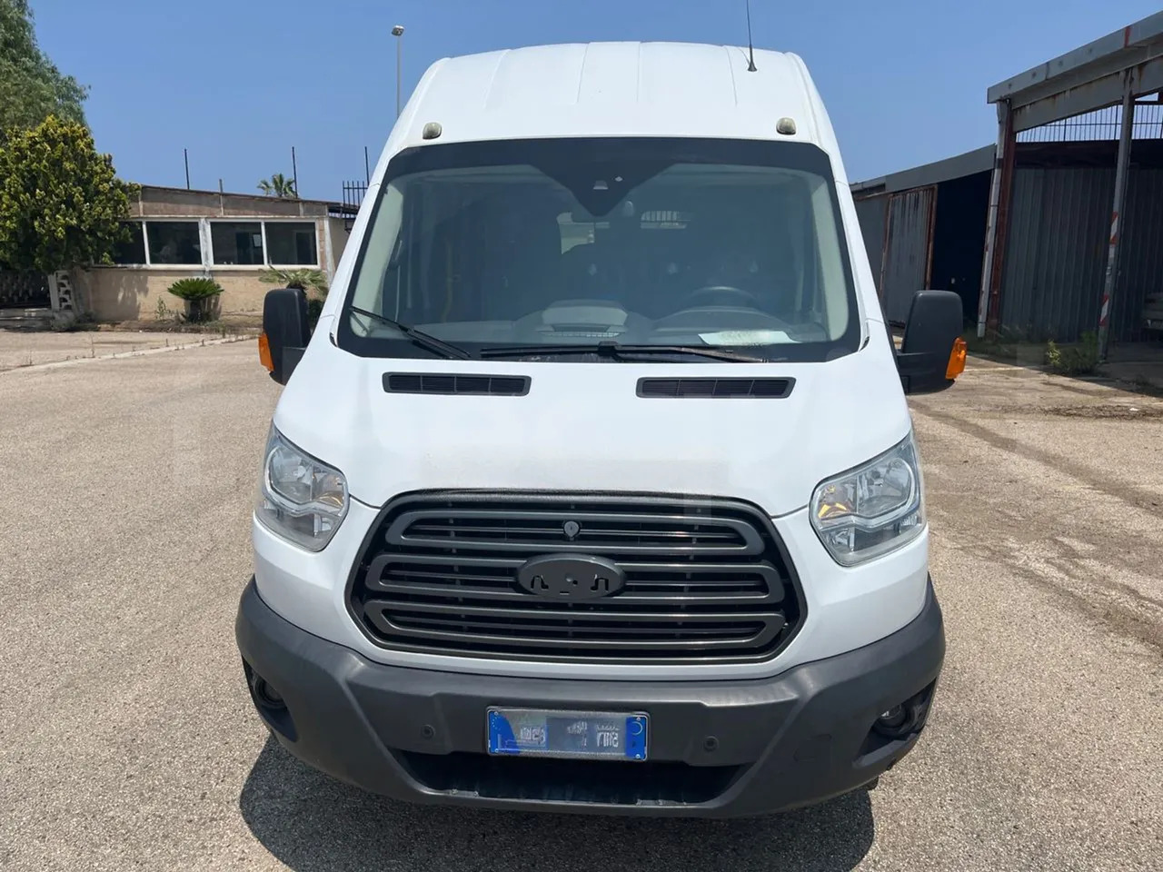 Ford Transit - Kleinbus, Personentransporter: das Bild 2 Ford Transit - Kleinbus, Personentransporter: das Bild 2
