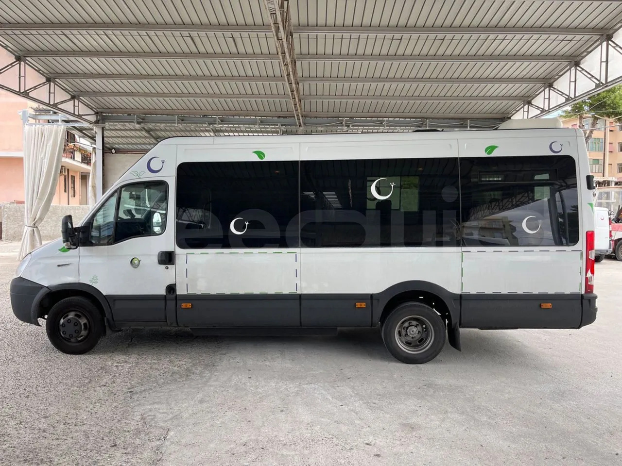 Reisebus Iveco Daily: das Bild 6