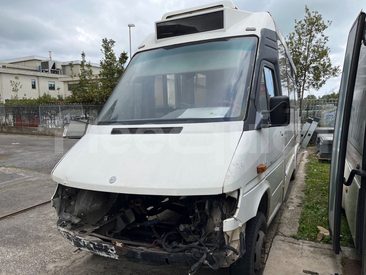 Mercedes-Benz 414T - Linienbus: das Bild 3 Mercedes-Benz 414T - Linienbus: das Bild 3