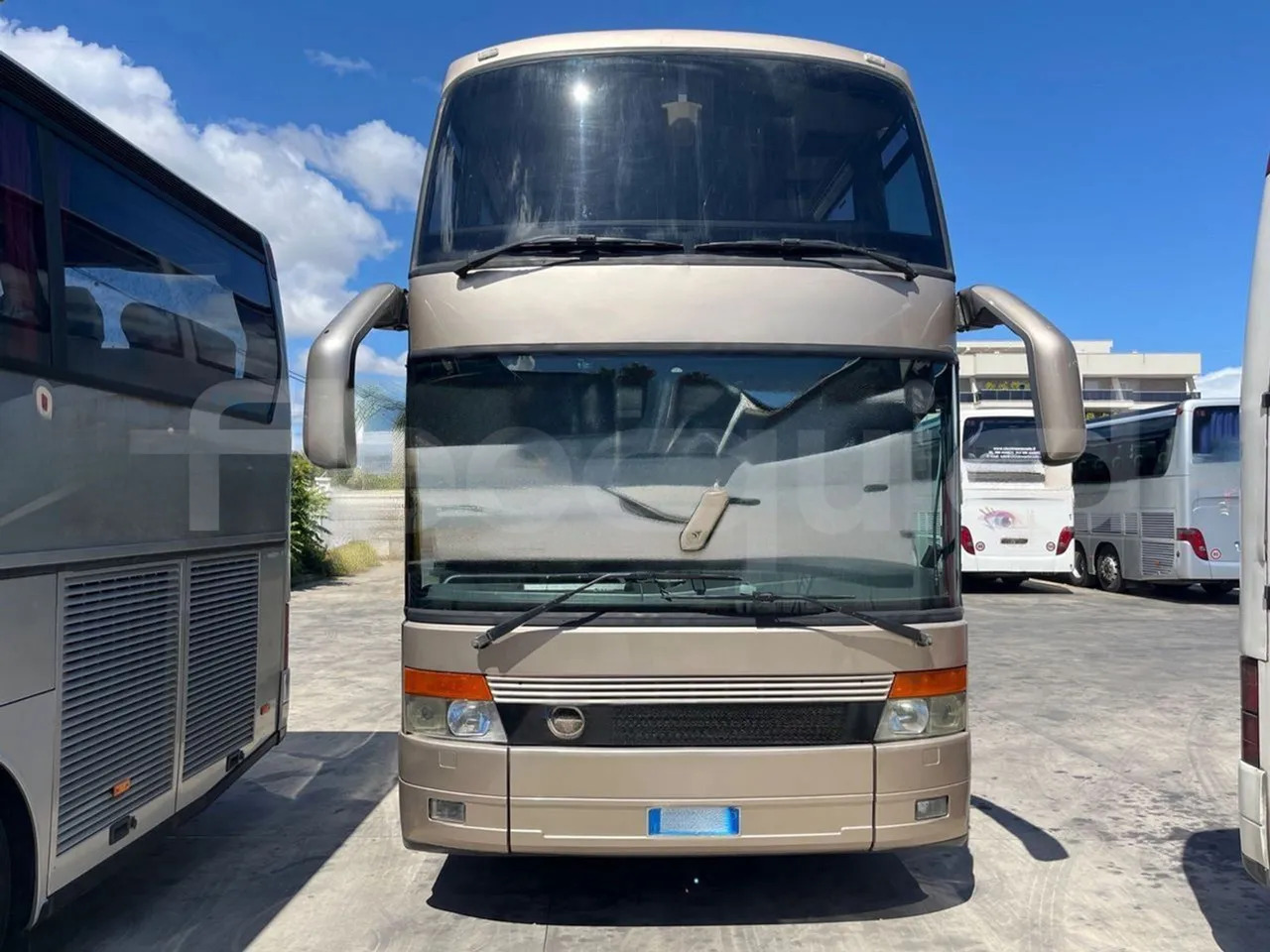 Setra S328 - Doppeldeckerbus: das Bild 2 Setra S328 - Doppeldeckerbus: das Bild 2