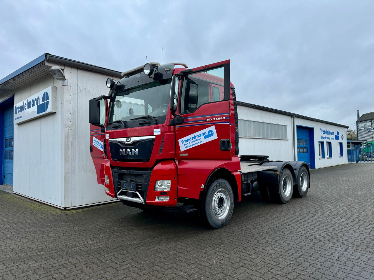 MAN TGS 33.640 6x4 Kipphydraulic-Retarder - Sattelzugmaschine: das Bild 1 MAN TGS 33.640 6x4 Kipphydraulic-Retarder - Sattelzugmaschine: das Bild 1