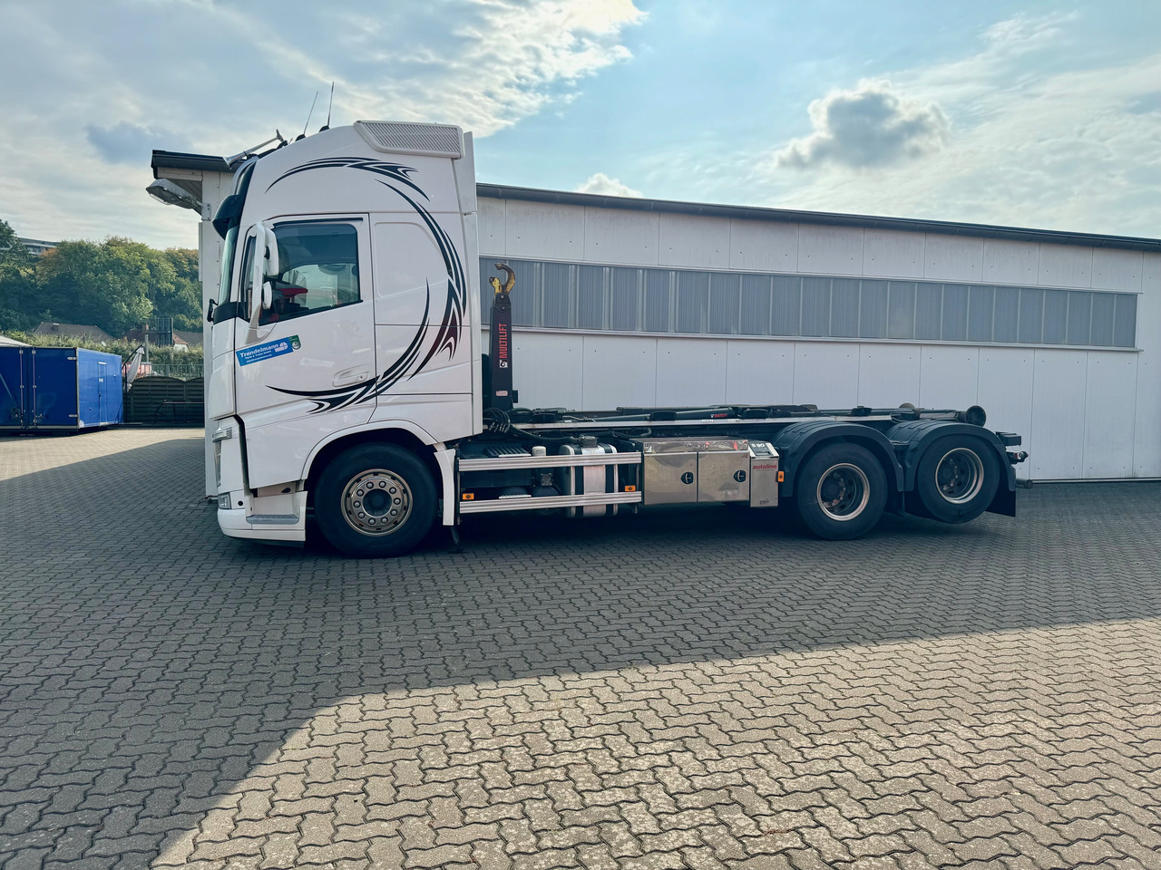 VOLVO Fh-13-540 6x4R - Abrollkipper: das Bild 3 VOLVO Fh-13-540 6x4R - Abrollkipper: das Bild 3