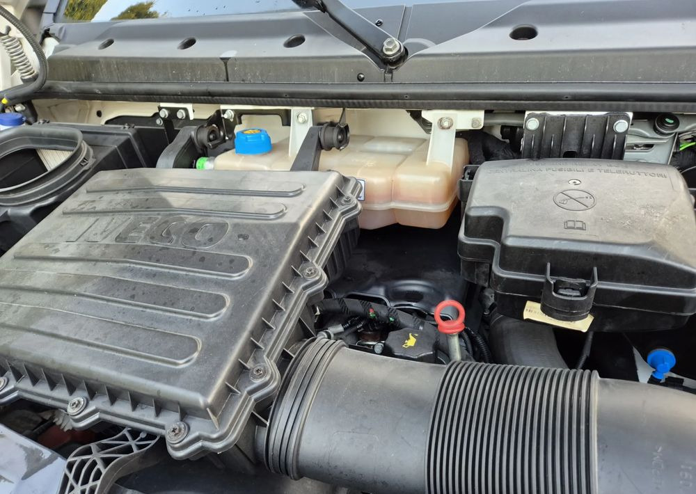 Pritschenwagen Iveco 70C18 3.0 180KM/ Skrzyniowy / 1 Właściciel/ Himatic 8b/ Rozstaw osi max 5.1m/: das Bild 17