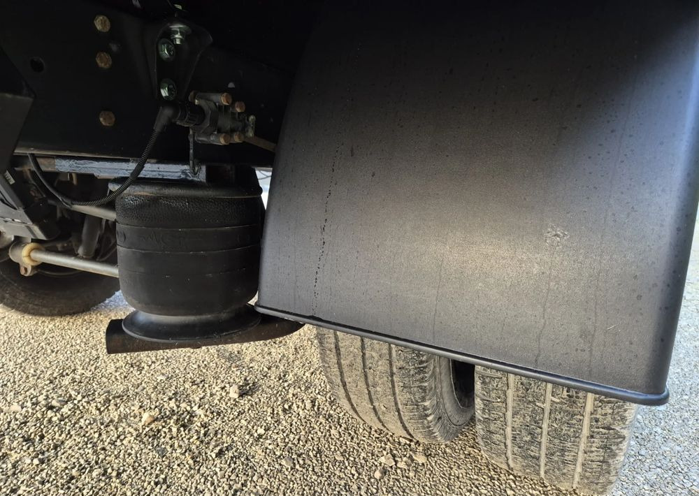 Pritschenwagen Iveco 70C18 3.0 180KM/ Skrzyniowy / 1 Właściciel/ Himatic 8b/ Rozstaw osi max 5.1m/: das Bild 15