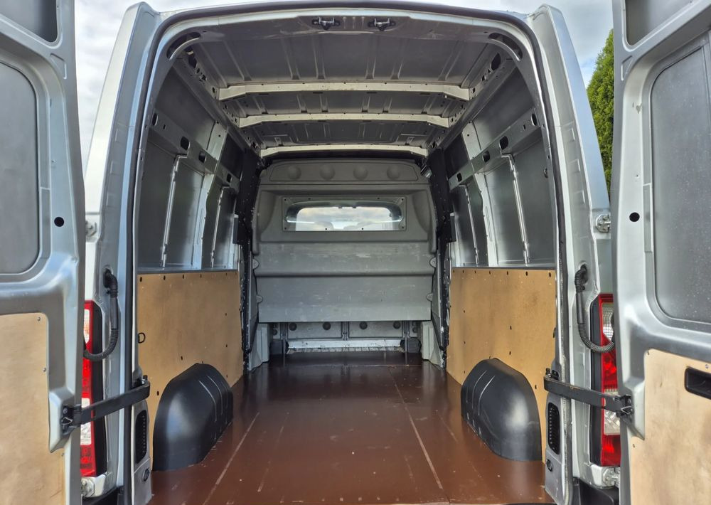 Opel Movano 2.3 - Transporter mit Doppelkabine: das Bild 4 Opel Movano 2.3 - Transporter mit Doppelkabine: das Bild 4