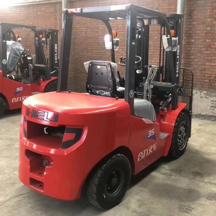 Heli brand new 3.5T diesel forklift(Clamp available) - Dieselstapler: das Bild 4 Heli brand new 3.5T diesel forklift(Clamp available) - Dieselstapler: das Bild 4