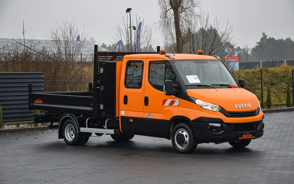 Iveco DAILY 35C16 / 2.3 - 160 KM / BRYGADÓWKA / 6 OSOBOWY / DOSTAWCZE / SKRZYNIA / KLIMA / NAWIGACJA / KAMERA COFANIA / TEMPOMAT / SERWISOWANY / SPROWADZONY - Transporter mit Doppelkabine: das Bild 3 Iveco DAILY 35C16 / 2.3 - 160 KM / BRYGADÓWKA / 6 OSOBOWY / DOSTAWCZE / SKRZYNIA / KLIMA / NAWIGACJA / KAMERA COFANIA / TEMPOMAT / SERWISOWANY / SPROWADZONY - Transporter mit Doppelkabine: das Bild 3