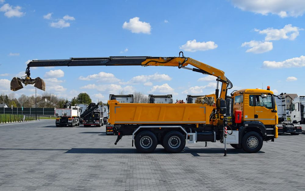 MAN TGS 26.400 / 6x4 / EURO 6 / UDT / HDS FASSI 165 / WYSUW x3 / ROTATOR / CHWYTAK / STEROWANIE RADIOWE / WZMOCNIONA RAMA / WYWROTKA / HYDROBURTA / AUTOMAT / 2017 / NOWE OPONY - 100% / NISKI PRZEBIEG - Kipper: das Bild 4 MAN TGS 26.400 / 6x4 / EURO 6 / UDT / HDS FASSI 165 / WYSUW x3 / ROTATOR / CHWYTAK / STEROWANIE RADIOWE / WZMOCNIONA RAMA / WYWROTKA / HYDROBURTA / AUTOMAT / 2017 / NOWE OPONY - 100% / NISKI PRZEBIEG - Kipper: das Bild 4