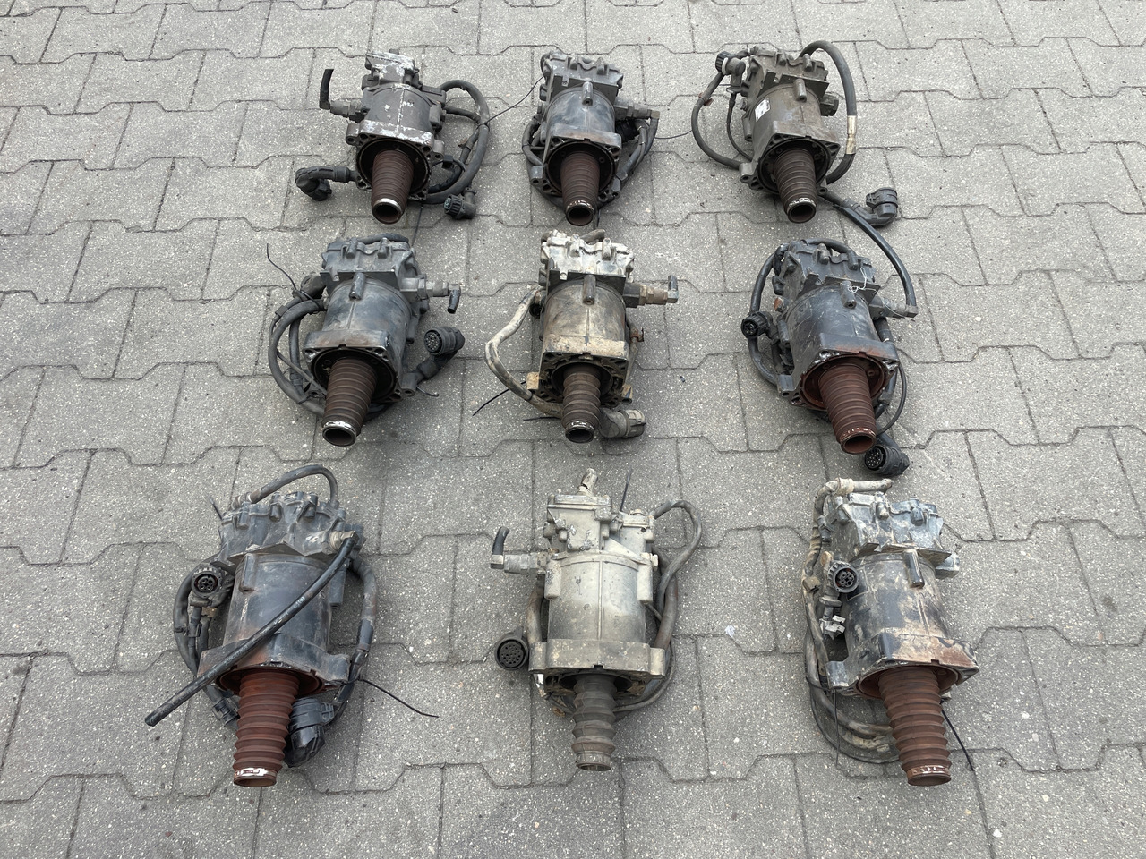 WYSPRZĘGLIK SKRZYNI MAN TGX TGS TGA AUTOMAT K013727 - Kupplungszylinder für LKW: das Bild 2 WYSPRZĘGLIK SKRZYNI MAN TGX TGS TGA AUTOMAT K013727 - Kupplungszylinder für LKW: das Bild 2