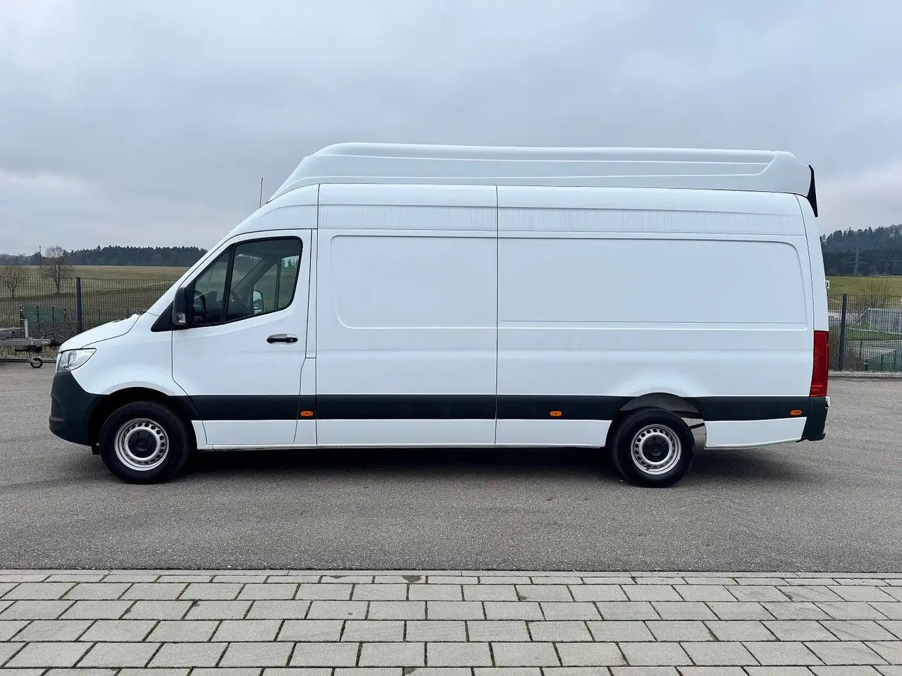 Mercedes-Benz Sprinter 316 CDI Maxi Lang Extrahoch XXL Klima M - Kastenwagen: das Bild 3 Mercedes-Benz Sprinter 316 CDI Maxi Lang Extrahoch XXL Klima M - Kastenwagen: das Bild 3