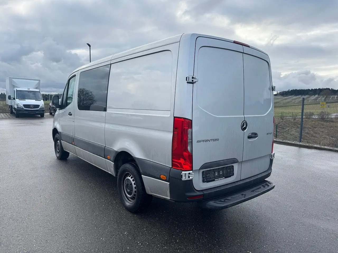 Mercedes-Benz Sprinter 317 CDI Flach Lang Mixto Klima LED - Kastenwagen, Transporter mit Doppelkabine: das Bild 5 Mercedes-Benz Sprinter 317 CDI Flach Lang Mixto Klima LED - Kastenwagen, Transporter mit Doppelkabine: das Bild 5
