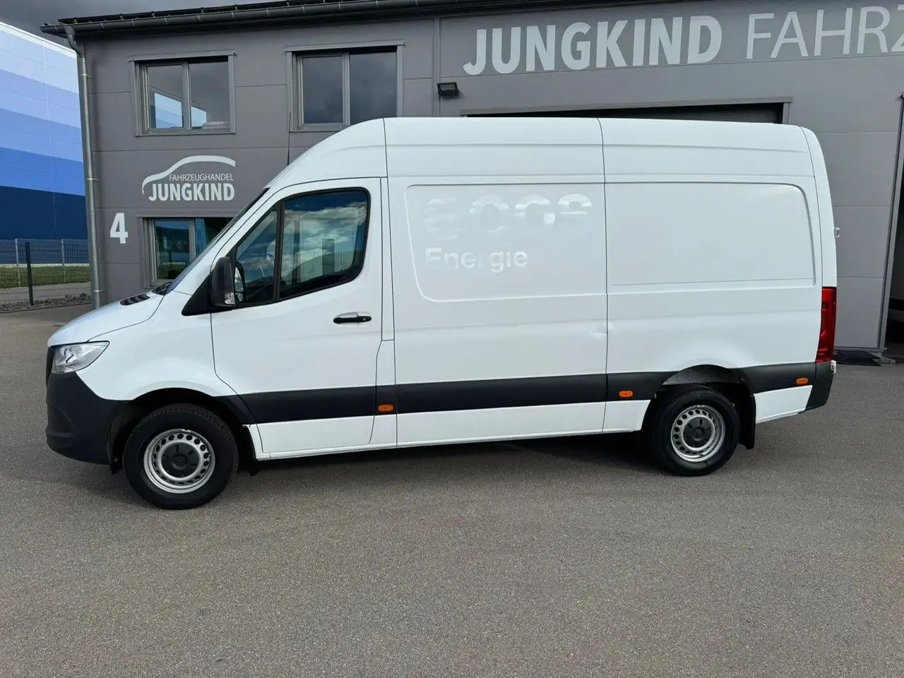 Mercedes-Benz Sprinter 317 CDI Lang Hoch Klima MBUX AHK - Kastenwagen: das Bild 1 Mercedes-Benz Sprinter 317 CDI Lang Hoch Klima MBUX AHK - Kastenwagen: das Bild 1