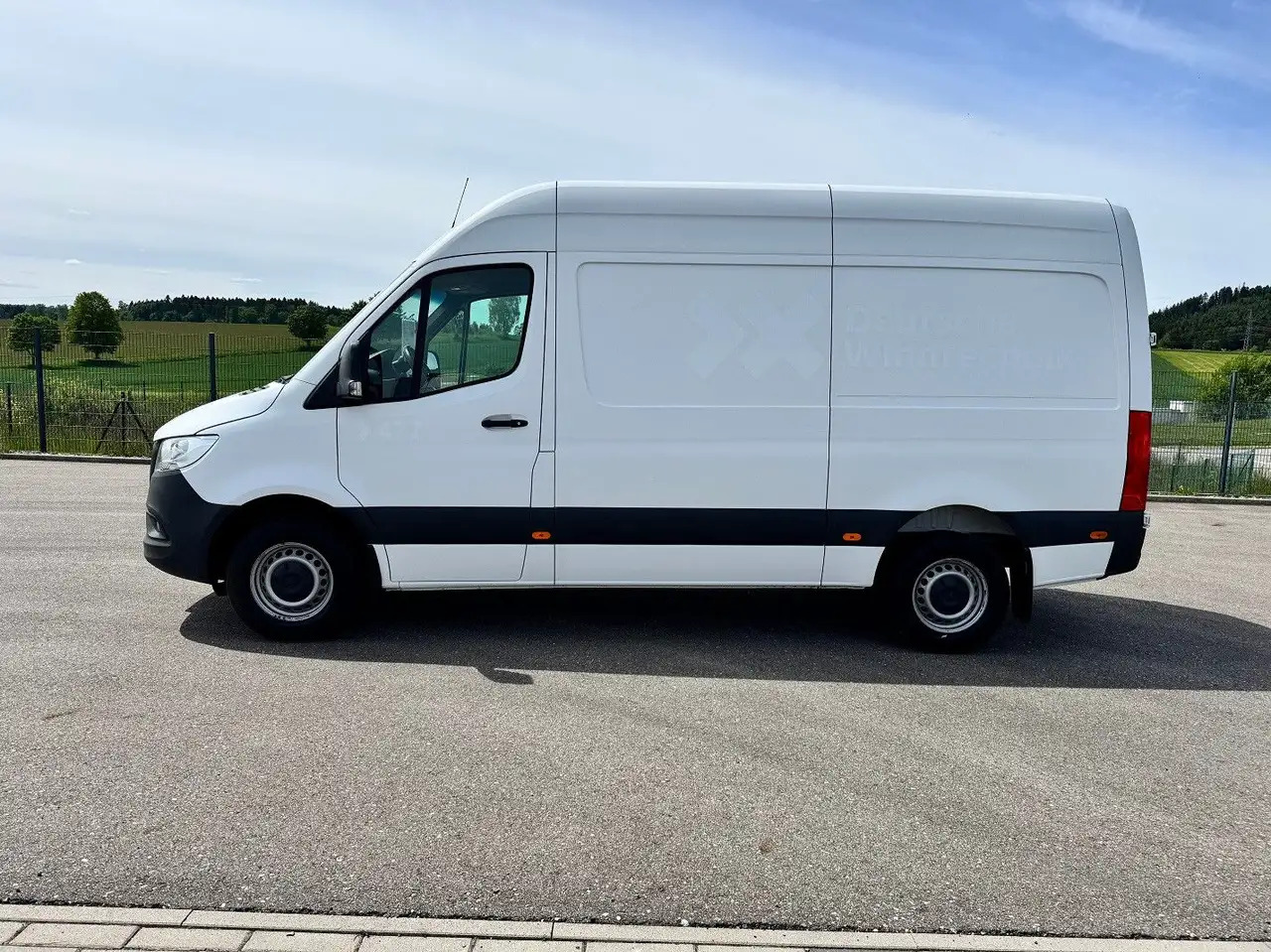 Mercedes-Benz Sprinter 317 CDI Lang Hoch Klima MBUX AHK - Kastenwagen: das Bild 3 Mercedes-Benz Sprinter 317 CDI Lang Hoch Klima MBUX AHK - Kastenwagen: das Bild 3