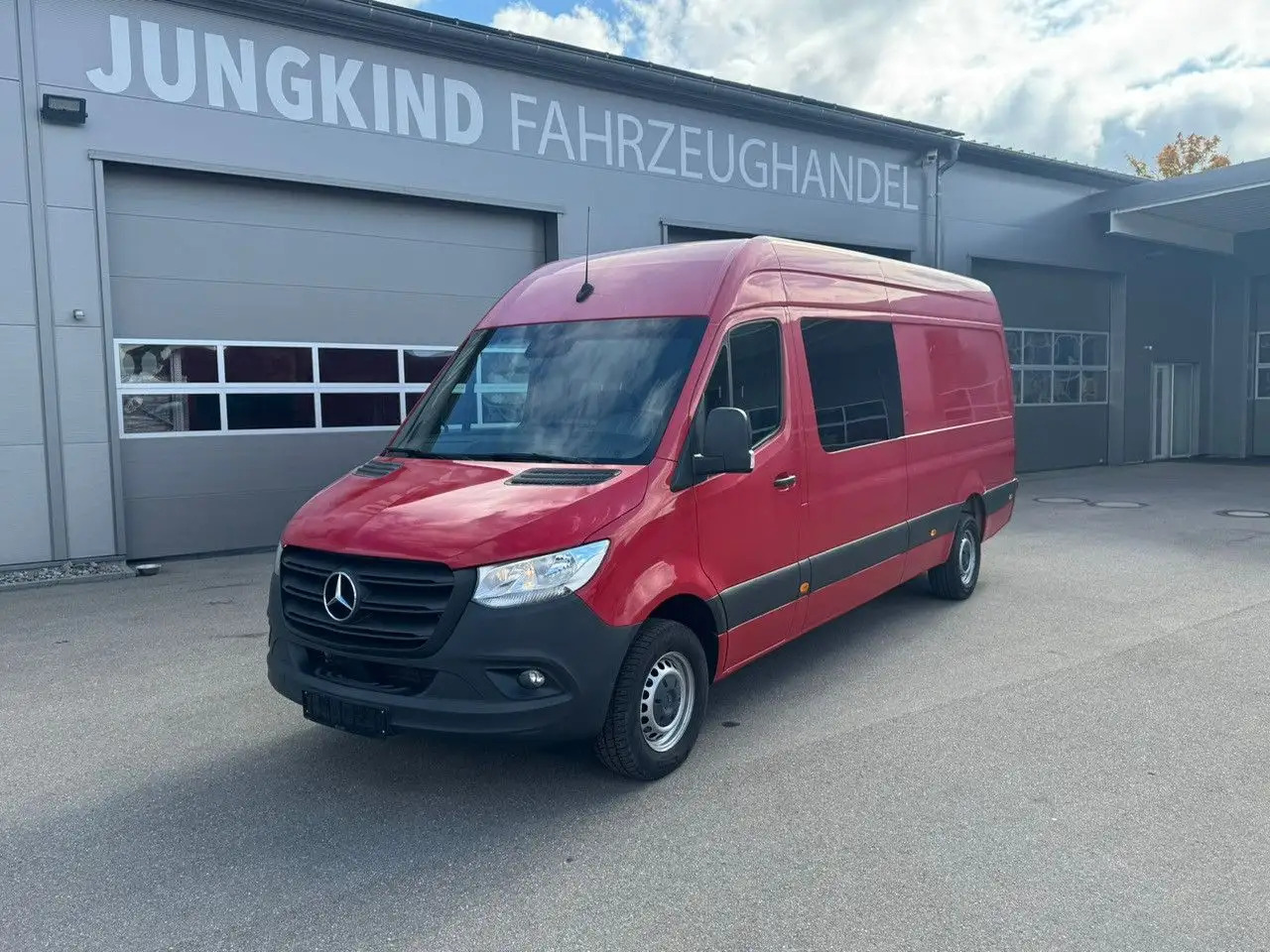 Mercedes-Benz Sprinter 317 CDI Maxi Lang Mixto AHK 3,5t MBUX - Kastenwagen: das Bild 1 Mercedes-Benz Sprinter 317 CDI Maxi Lang Mixto AHK 3,5t MBUX - Kastenwagen: das Bild 1