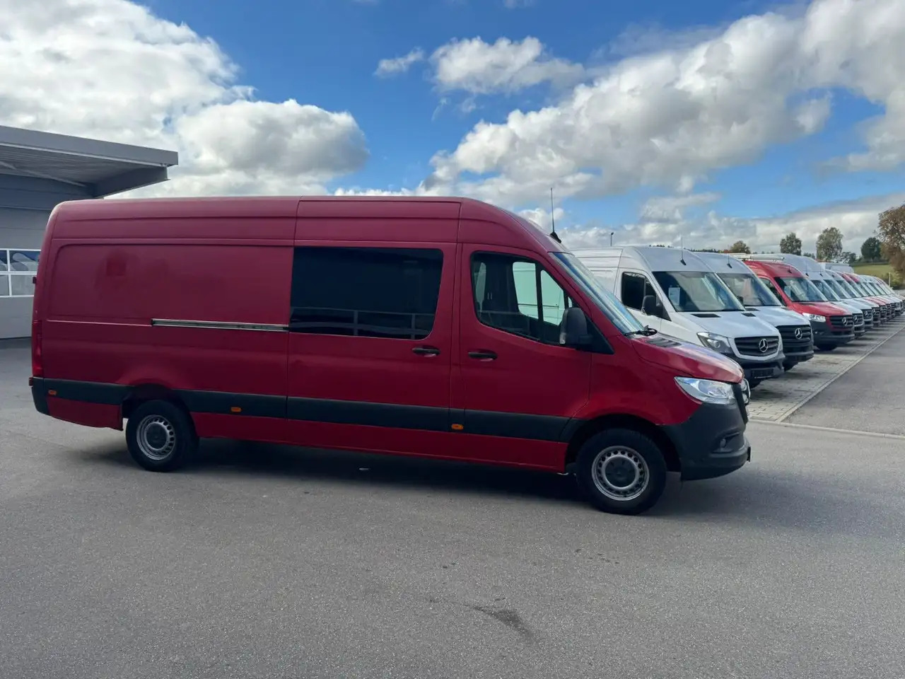 Mercedes-Benz Sprinter 317 CDI Maxi Lang Mixto AHK 3,5t MBUX - Kastenwagen: das Bild 3 Mercedes-Benz Sprinter 317 CDI Maxi Lang Mixto AHK 3,5t MBUX - Kastenwagen: das Bild 3