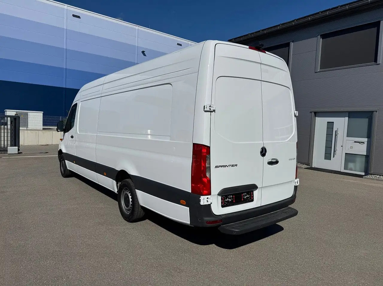 Mercedes-Benz Sprinter 317 CDI Maxi Lang XXL Extralang MBUX - Kastenwagen: das Bild 5 Mercedes-Benz Sprinter 317 CDI Maxi Lang XXL Extralang MBUX - Kastenwagen: das Bild 5