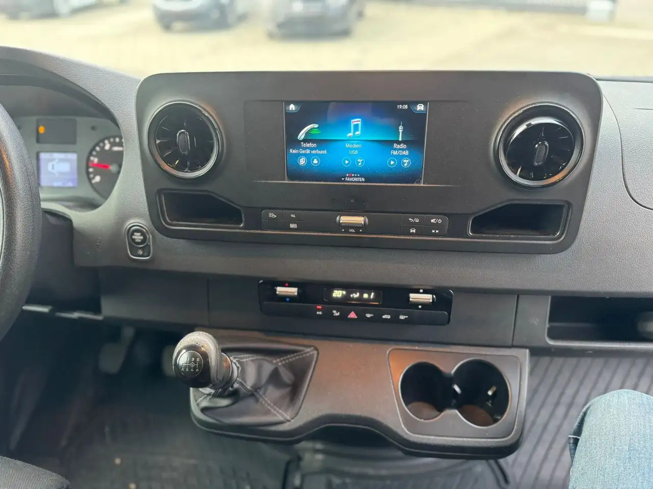 Mercedes-Benz Sprinter 317 CDI Maxi Lang XXL Extralang MBUX - Kastenwagen: das Bild 4 Mercedes-Benz Sprinter 317 CDI Maxi Lang XXL Extralang MBUX - Kastenwagen: das Bild 4