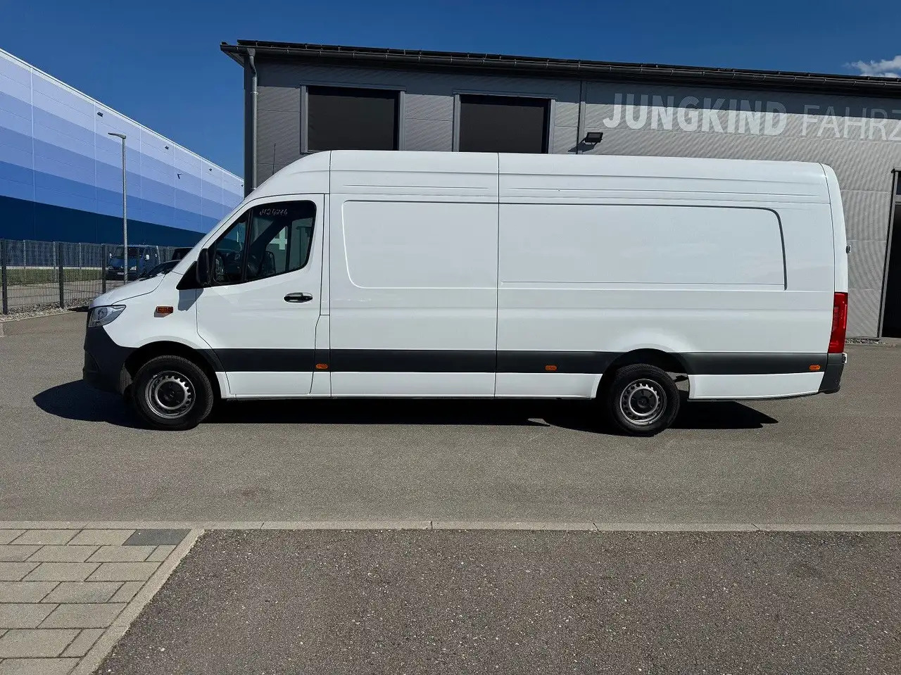 Mercedes-Benz Sprinter 317 CDI Maxi Lang XXL Extralang MBUX - Kastenwagen: das Bild 3 Mercedes-Benz Sprinter 317 CDI Maxi Lang XXL Extralang MBUX - Kastenwagen: das Bild 3