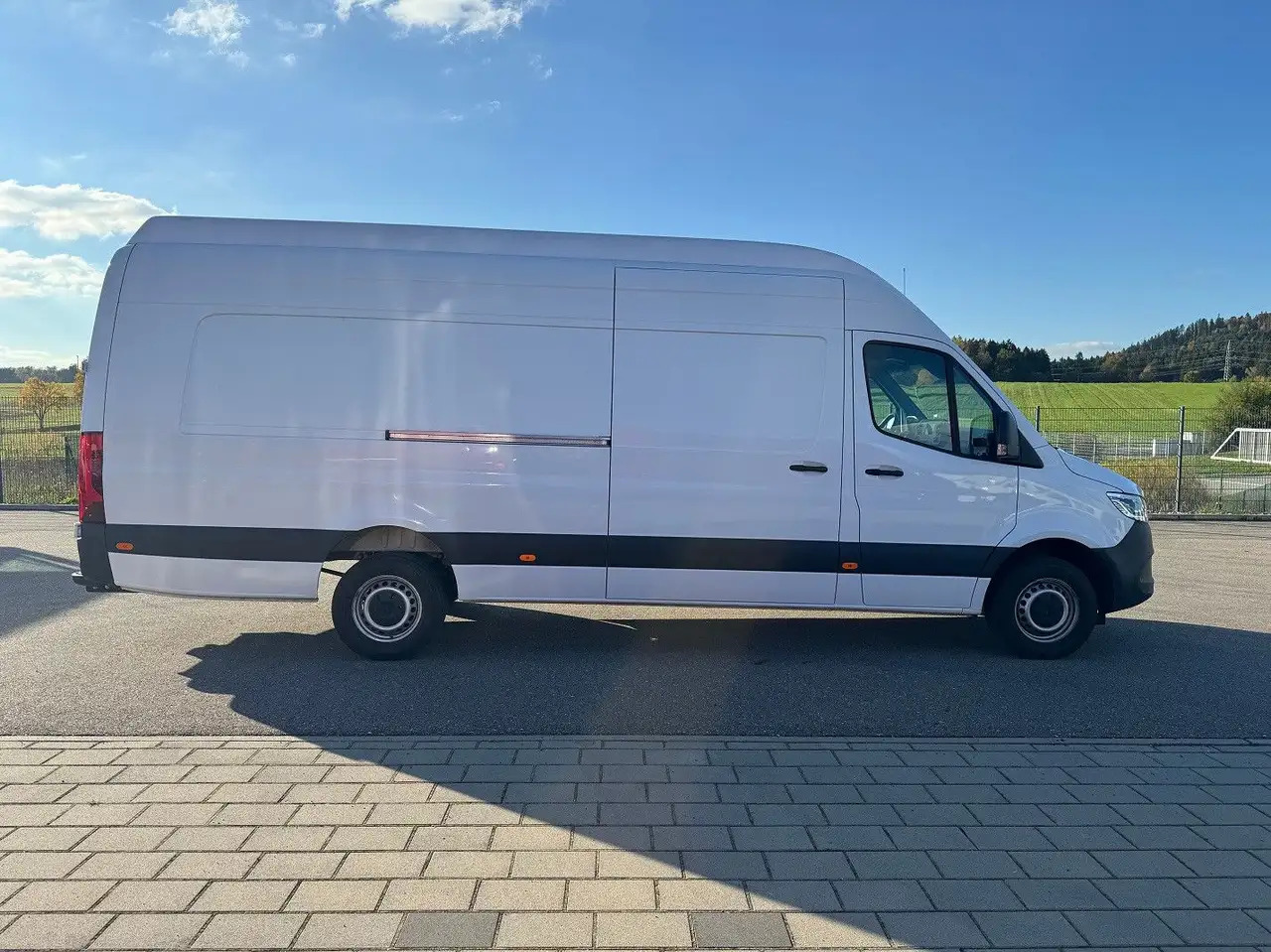 Mercedes-Benz Sprinter 319 CDI Maxi Lang Extralang XXL LED - Kastenwagen: das Bild 4 Mercedes-Benz Sprinter 319 CDI Maxi Lang Extralang XXL LED - Kastenwagen: das Bild 4
