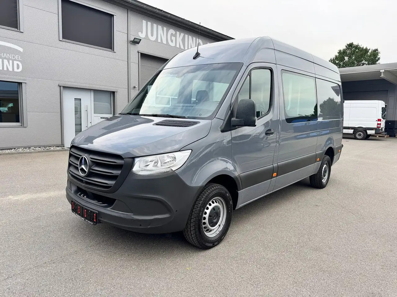 Mercedes-Benz Sprinter 319 CDI Mixto Lang Hoch Klima AHK - Kastenwagen: das Bild 1 Mercedes-Benz Sprinter 319 CDI Mixto Lang Hoch Klima AHK - Kastenwagen: das Bild 1